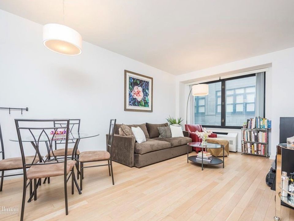 1st image of 2145 44th Dr APT 2I
