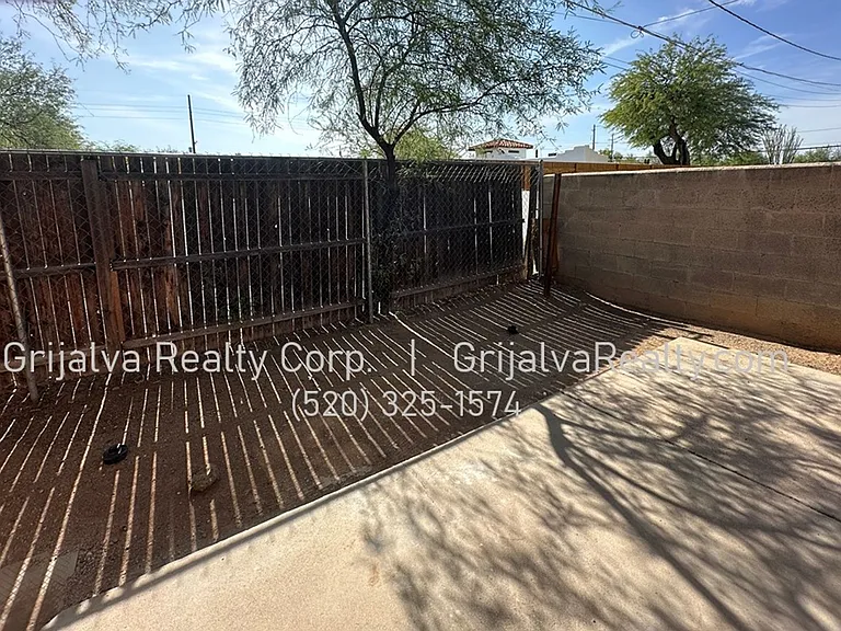 3529 E Monte Vista Dr #G-J — Photo 11