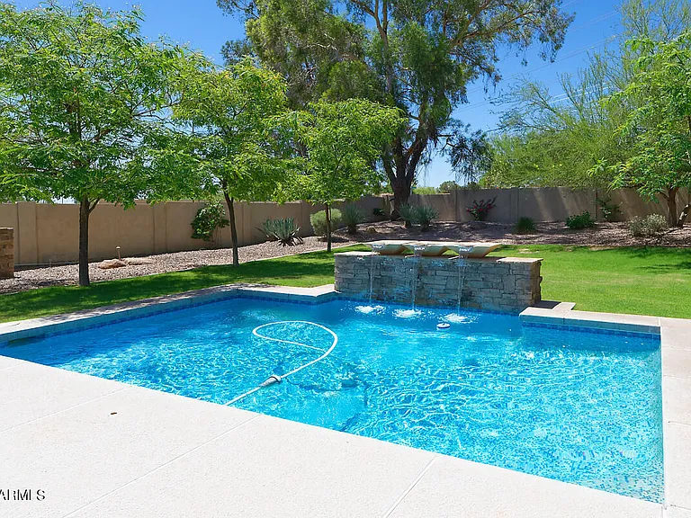 10220 E Cochise Dr — Photo 35