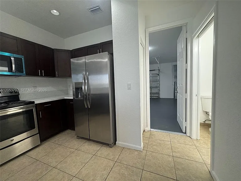 1415 NW 34th Way #1415 — Photo 9