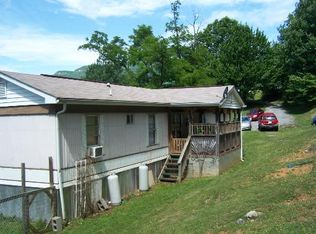 560 Myrtle Rd, Tazewell, VA 24651