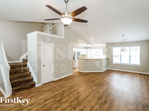 3rd image of 13904 Ballyshannon Ln