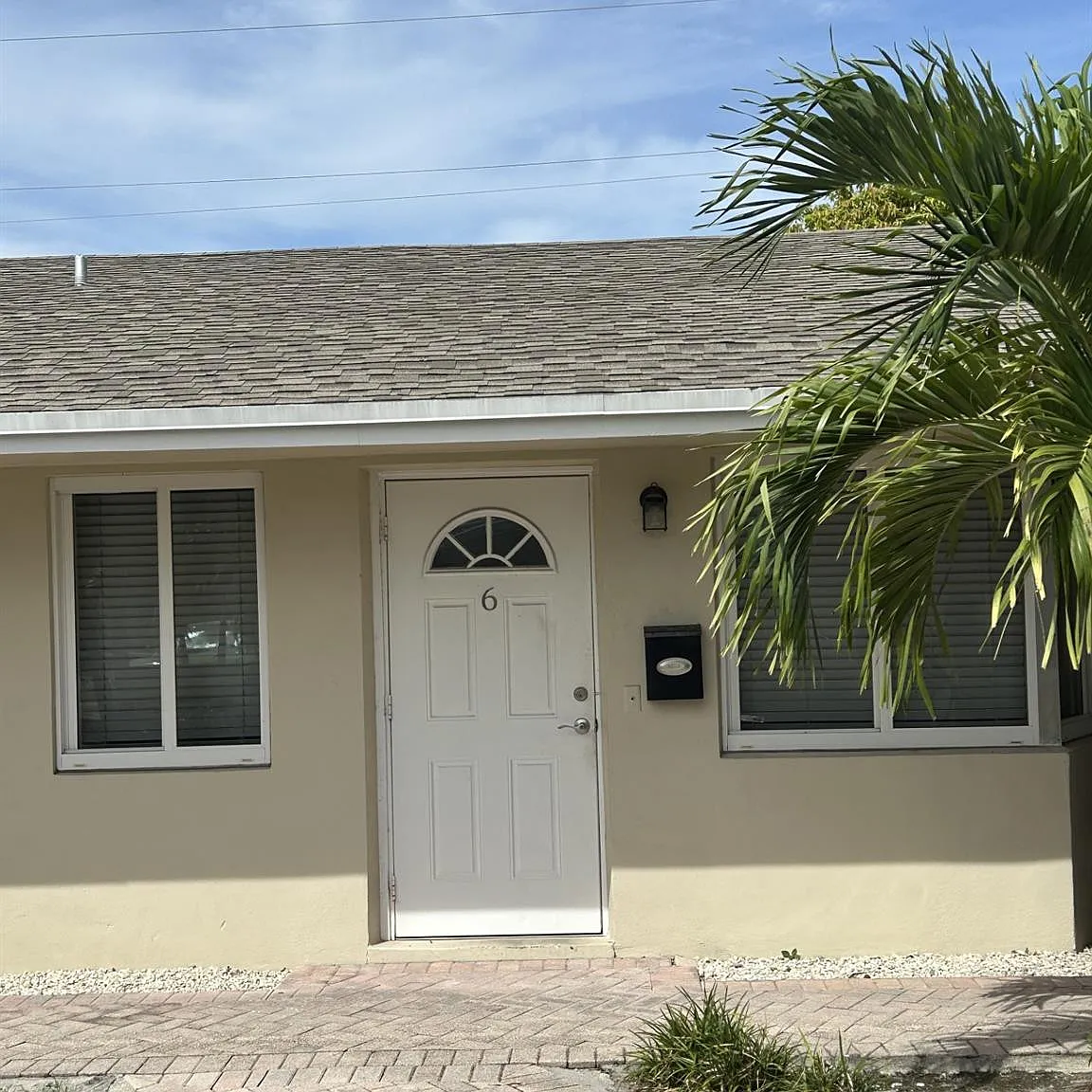 1 bed, 1.0 bath, 575 sqft, $1,600 — Photo 2