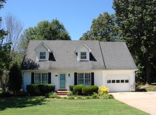 928 Glisson Rd, Paris, TN 38242