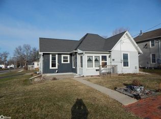 1314 18th St, Eldora, IA 50627