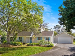 8791 Hidden Pines Rd, Fort Pierce, FL 34945