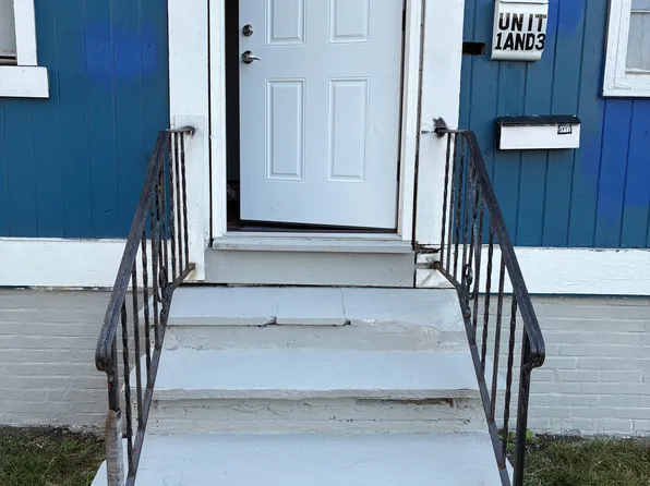 306 Bear St APT 1, Syracuse, NY 13208