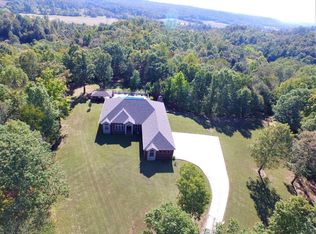 2800 Mayne Trace Rd, Waverly, TN 37185