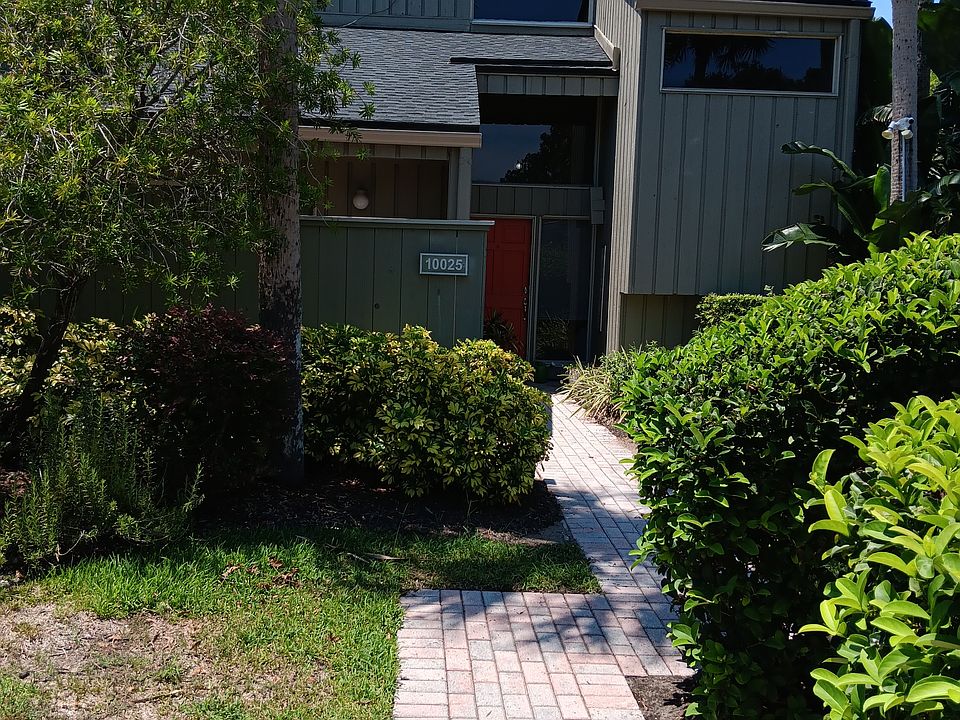 Front Entryway
