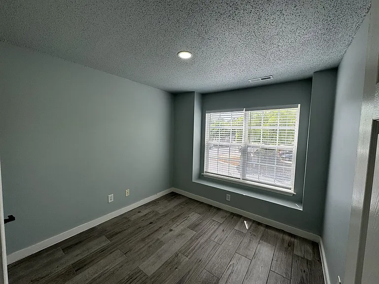 108 Bridford Pkwy — Photo 8