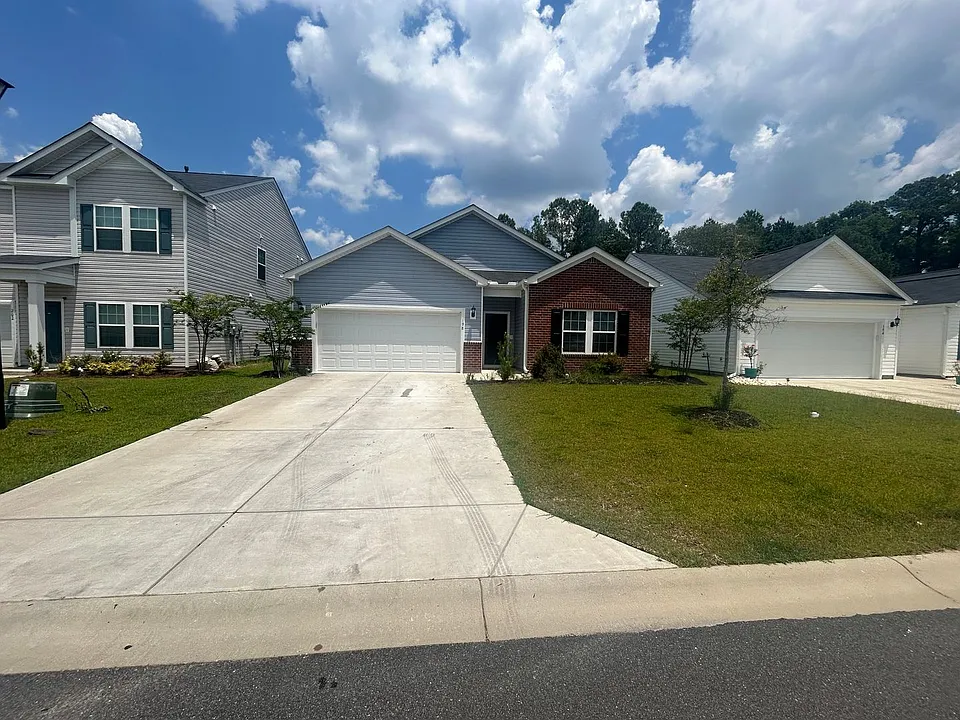 198 Hampton Park Cir