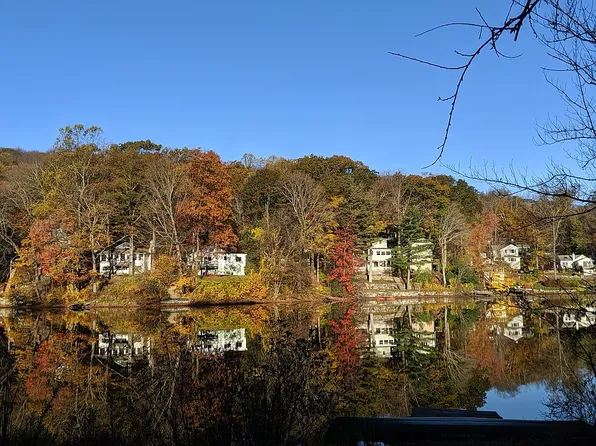 1792 Clinton Rd, Hewitt, NJ 07421