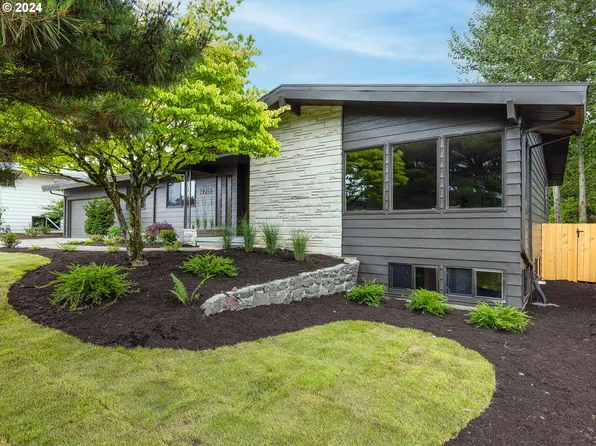 14215 NE Beech St, Portland, OR 97230