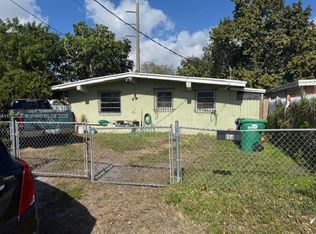 1951 NW 68th St, Miami, FL 33147
