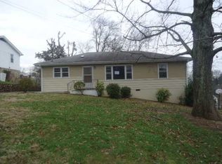 816 Asterwood St, Rossville, GA 30741