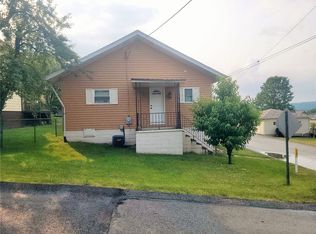 1003 Shutterly St, California, PA 15419