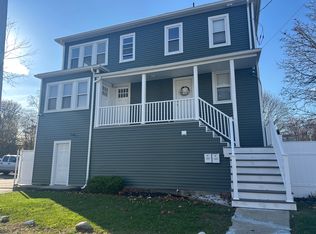 40 Pezzullo St, Johnston, RI 02919