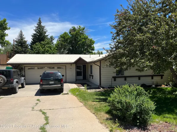 815 Ledford St, Craig, CO 81625