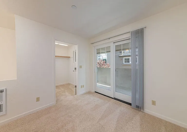 THE CLAY STREET RESIDENCES — Photo 15