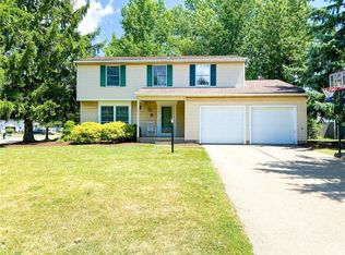 707 Bonneybrook Ln, Brunswick, OH 44212
