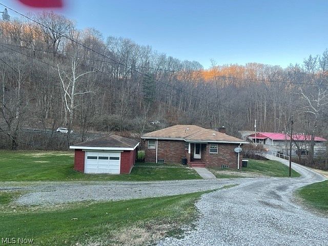 1st image of 1420 County Road 77