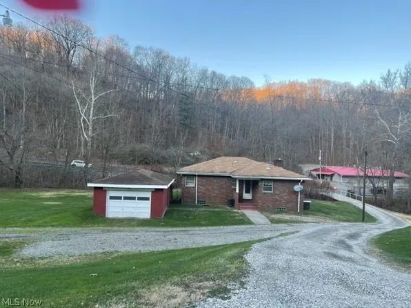 1420 County Road 77, Wintersville, OH 43952