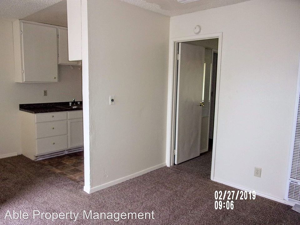 2nd image of 2532 Fulop St Unit 2