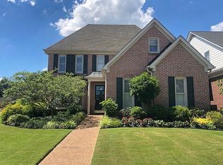 8027 Willow Brook Rd, Germantown, TN 38138