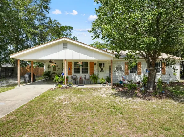 706 Oak Villa Dr, Jesup, GA 31546