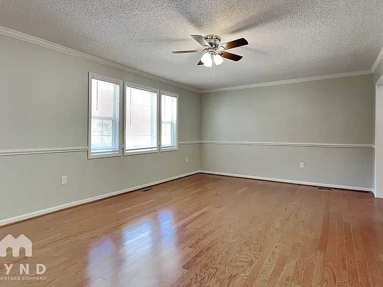 105 Mary Michael Ln — Photo 6