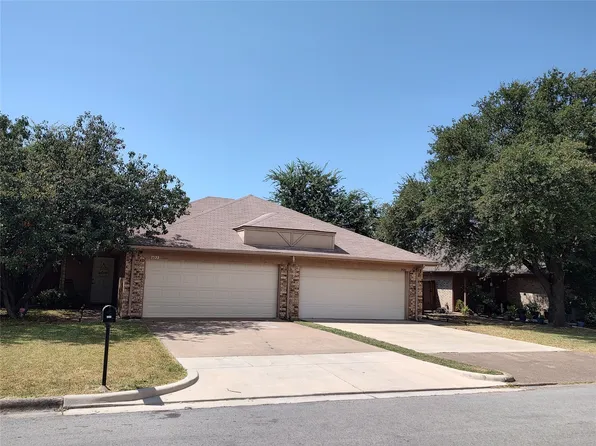 7520 April Ln, North Richland Hills, TX 76182