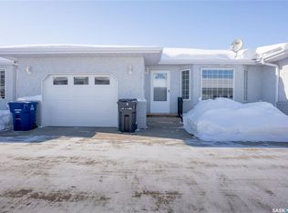 Silverstone Condo's, Hague, SK S0K 1X0