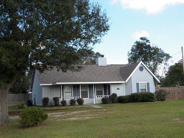 1st image of 114 Millbrook Ln