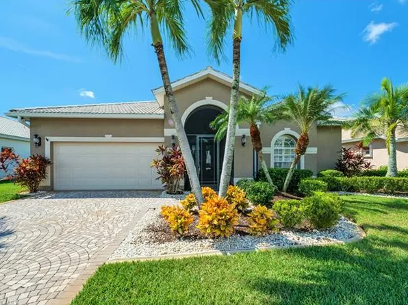 9051 Old Hickory Cir, Fort Myers, FL 33912
