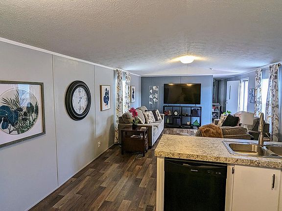 5th image of 615 Wide Oak Pvt Dr
