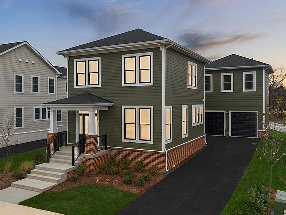2nd image of 4253 Manor Dr