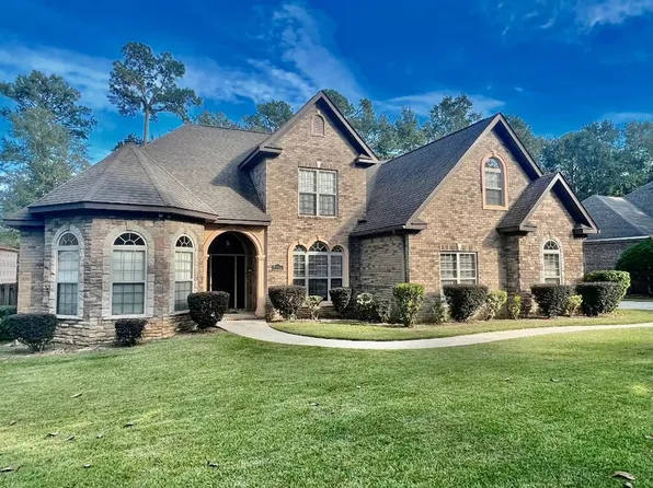 2204 Maplebrook Ln, Dothan, AL 36301
