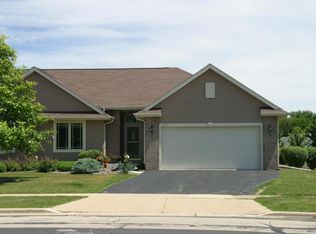 705B Saint Lawrence Dr, Delavan, WI 53115