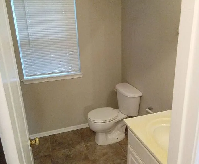 738 Ablow Dr — Photo 22