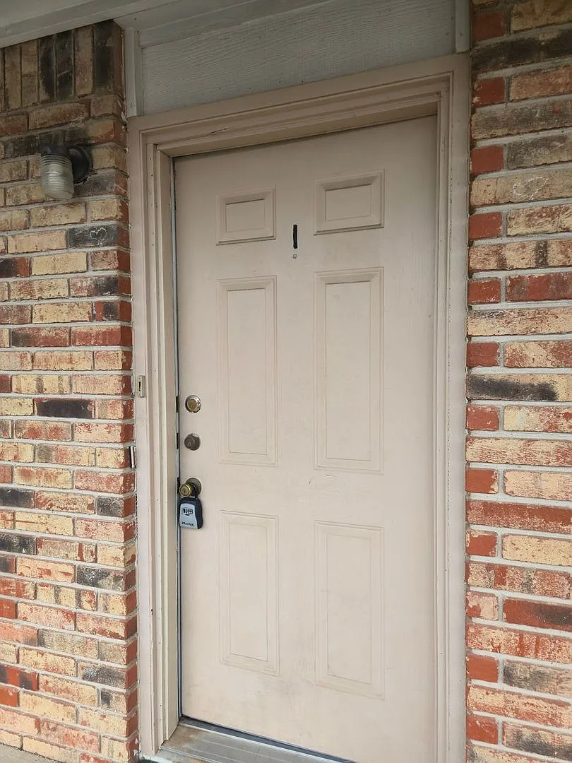 Half off first month's rent — Photo 2