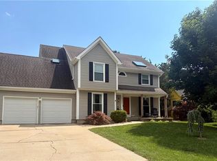 15507 W 94th Ter, Lenexa, KS 66219