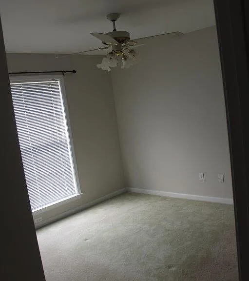 1012 Baywood Rd — Photo 7