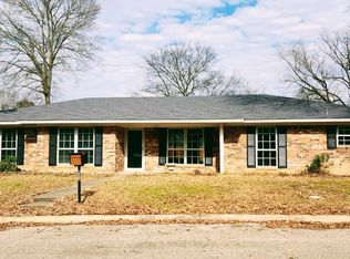 423 Pecan Ct, Jefferson, TX 75657