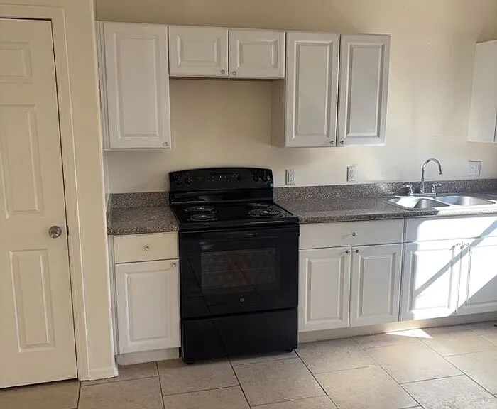 204 W Kelso St #4 — Photo 6