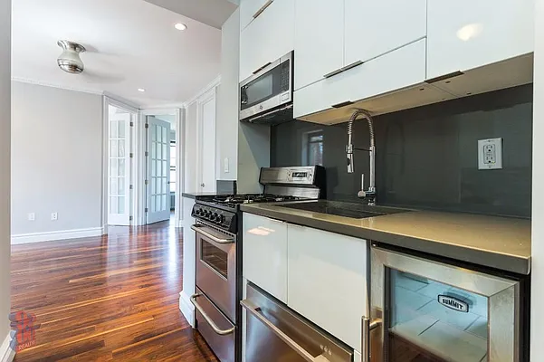 Rented by Centennial Properties NY | media 8