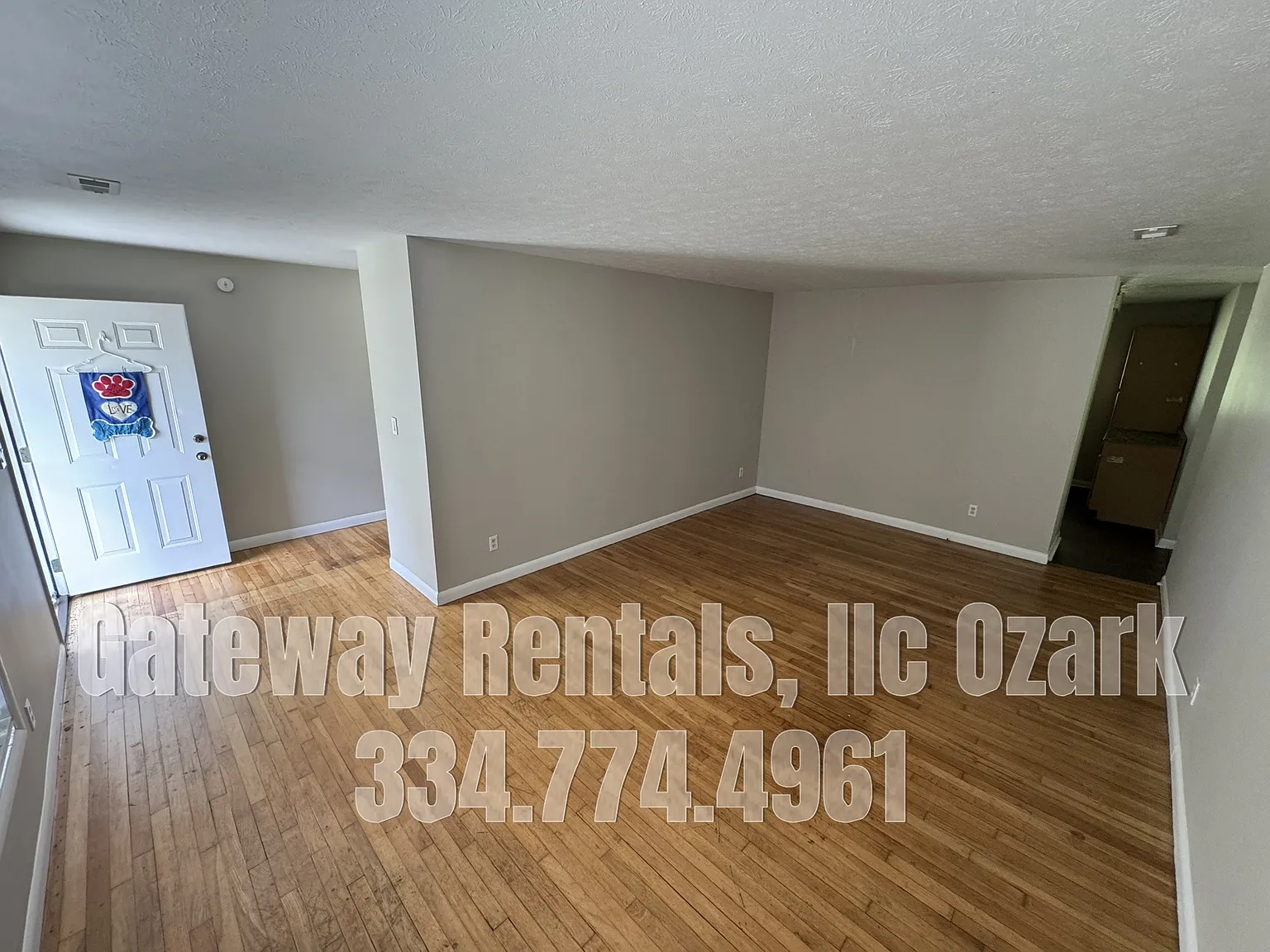 3 bed, 1881 sqft, $1,300 — Photo 2