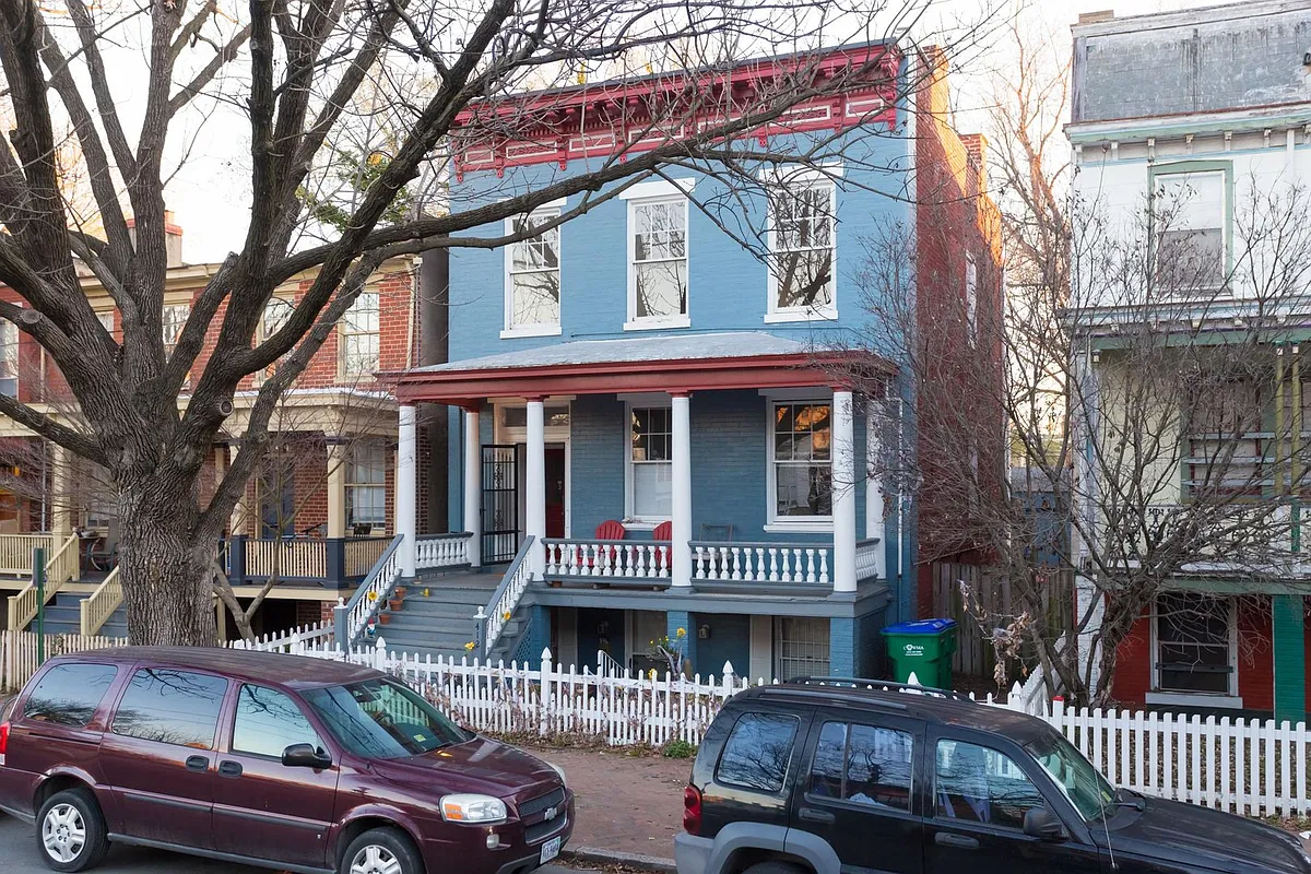 Building Photo - 412 W Marshall St