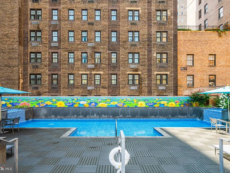 219 S 18th St #29-1217 — Photo 12