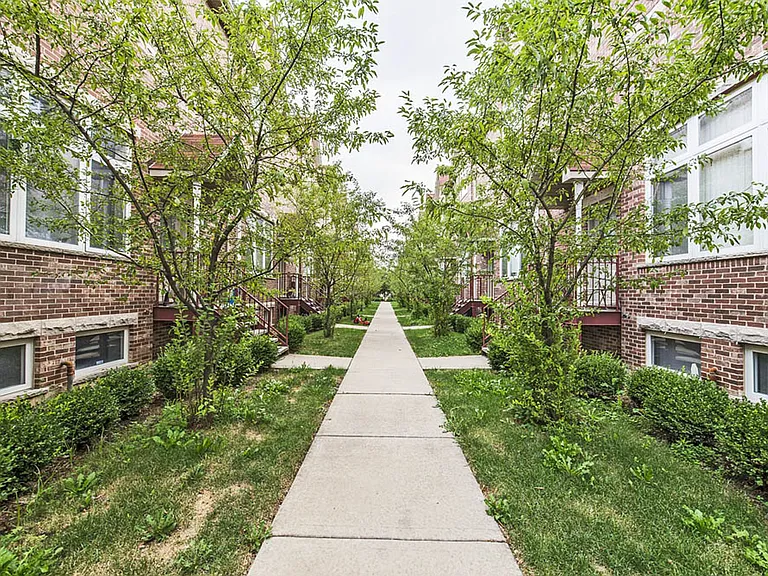 3601 W 53rd St — Photo 20