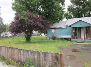 213 NW De Barr Ave, Medford, OR 97501